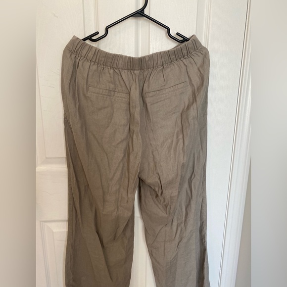 Old Navy Wide-Leg Linen Pants - Picture 4 of 6